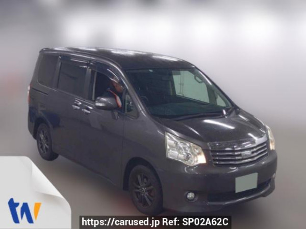 Used 2012 AT toyota noah ZRR70G Image[0]