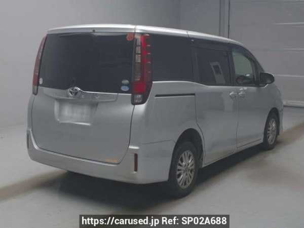 Used 2015 AT toyota noah ZRR85G Image[1]