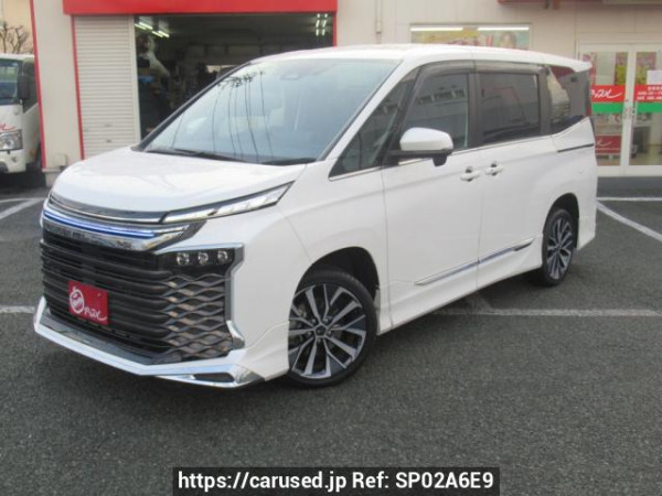 Used 2023 AT toyota voxy ZWR95W Image[1]
