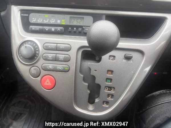 Used 2005 AT toyota wish ZNE10G Image[16]