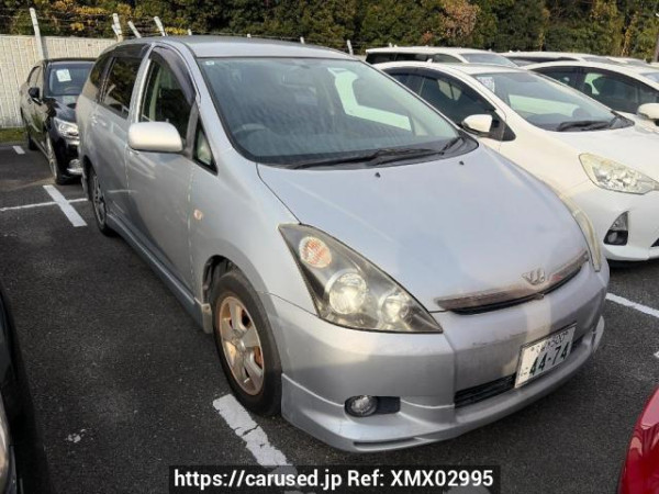Used 2003 AT toyota wish ZNE10G Image[0]