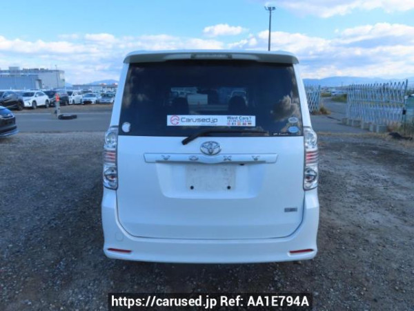 Used 2009 AT toyota voxy ZRR70W Image[5]