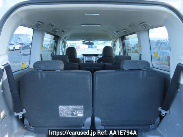 Used 2009 AT toyota voxy ZRR70W Image[9]