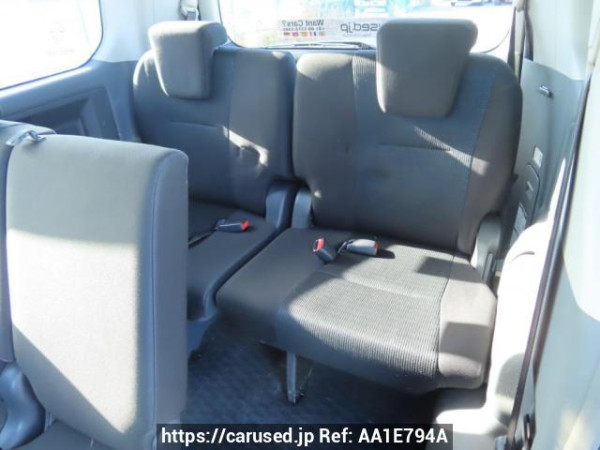 Used 2009 AT toyota voxy ZRR70W Image[22]