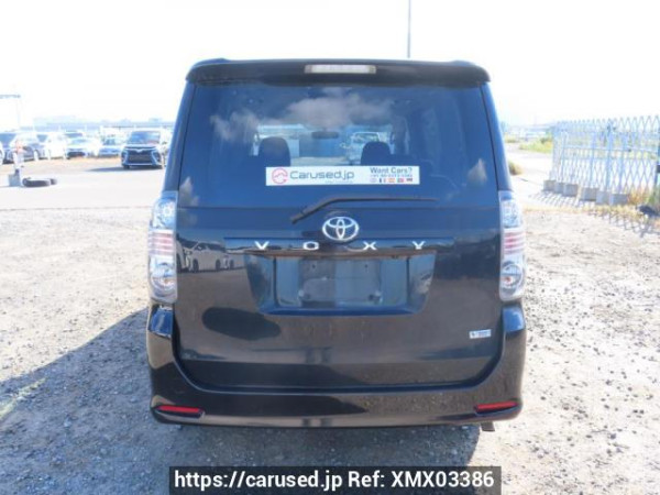 Used 2007 AT toyota voxy ZRR70W Image[5]