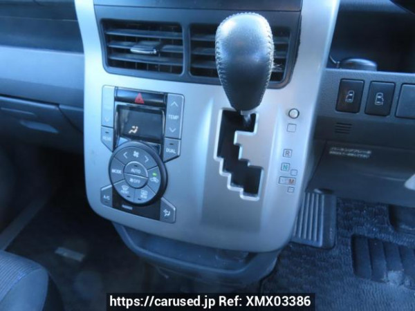 Used 2007 AT toyota voxy ZRR70W Image[33]