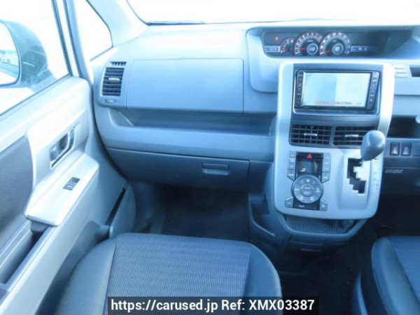 Used 2008 AT toyota voxy ZRR70W Image[25]
