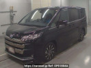 Toyota Noah ZWR90W