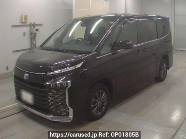Used 2022 AT toyota voxy ZWR95W Image[0]