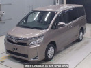 Toyota Voxy ZRR85G