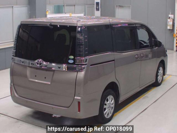 Used 2020 AT toyota voxy ZRR85G Image[1]