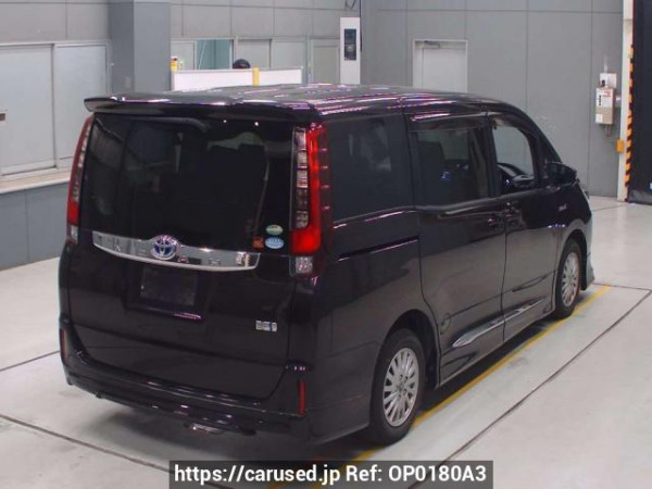 Used 2015 AT toyota noah ZWR80G Image[1]