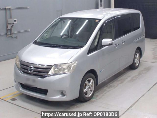 Used 2013 AT nissan serena HC26 Image[0]