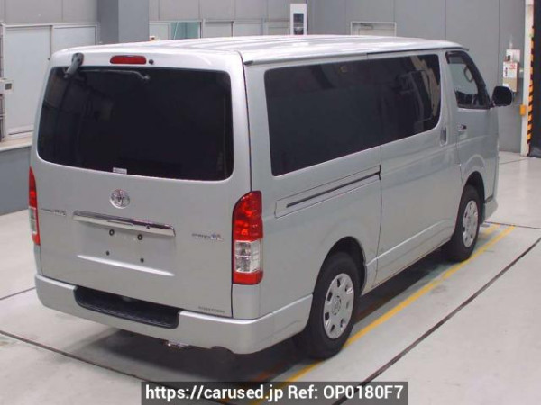Used 2016 AT toyota regiusace-van KDH206V Image[1]
