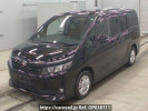 Toyota Voxy ZRR80G