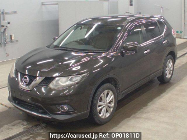 Used 2015 AT nissan x-trail NT32 Image[0]