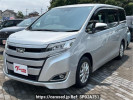 Toyota Noah ZRR80G
