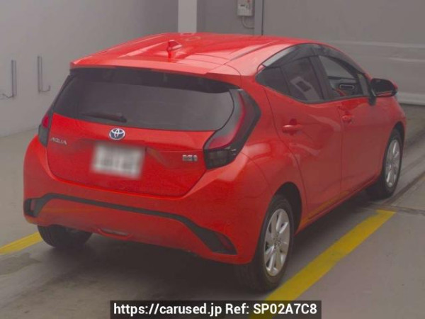 Used 2024 AT toyota aqua MXPK11 Image[1]