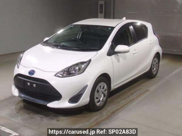 Used 2020 AT toyota aqua NHP10 Image[0]