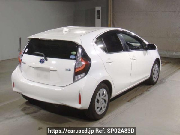 Used 2020 AT toyota aqua NHP10 Image[1]