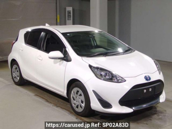Used 2020 AT toyota aqua NHP10 Image[2]