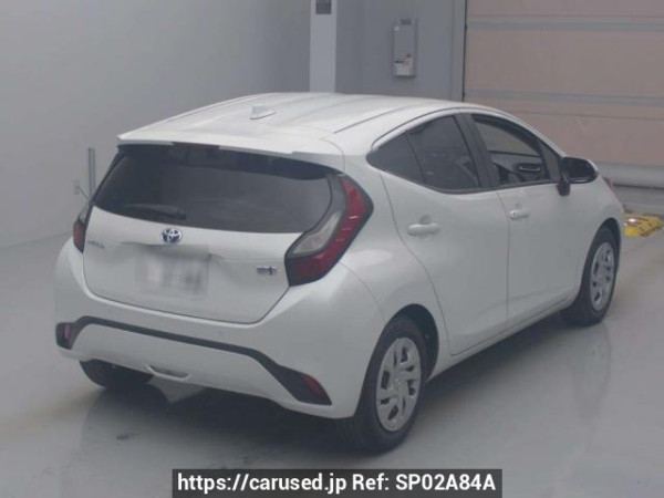 Used 2022 AT toyota aqua MXPK11 Image[1]