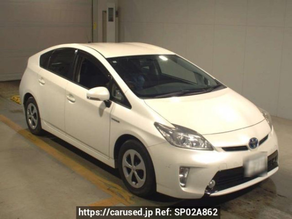 Used 2014 AT toyota prius ZVW30 Image[2]