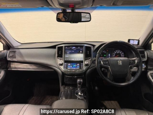 Used 2014 AT toyota crown-hybrid AWS210 Image[1]