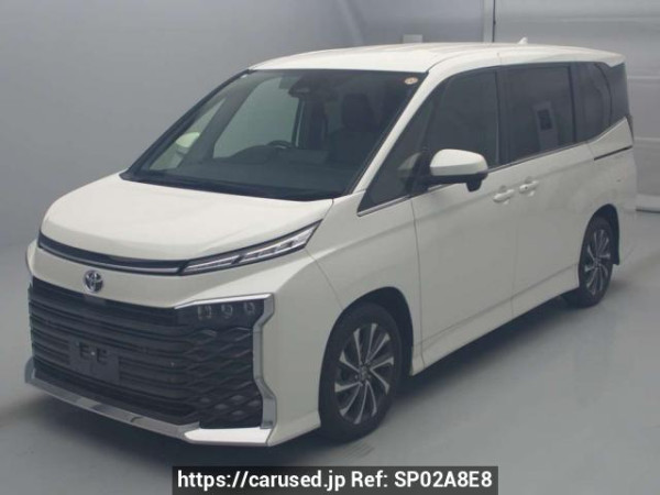 Used 2023 AT toyota voxy MZRA90W Image[0]
