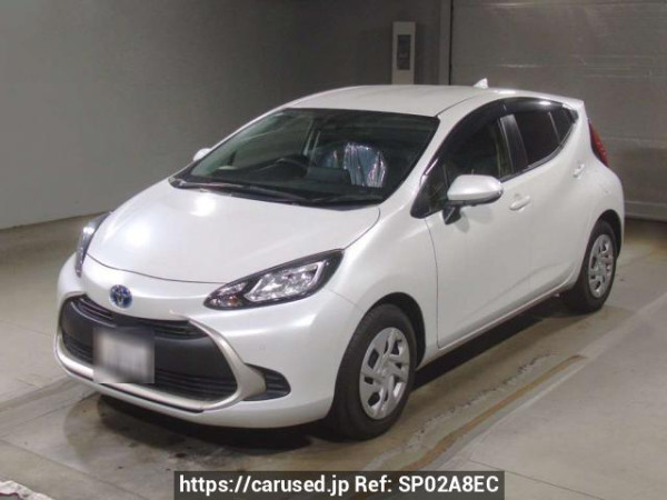 Used 2022 AT toyota aqua MXPK11 Image[0]