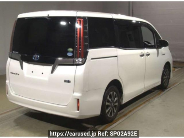 Used 2018 AT toyota esquire ZWR80G Image[1]