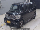 Honda N-BOX CUSTOM JF1