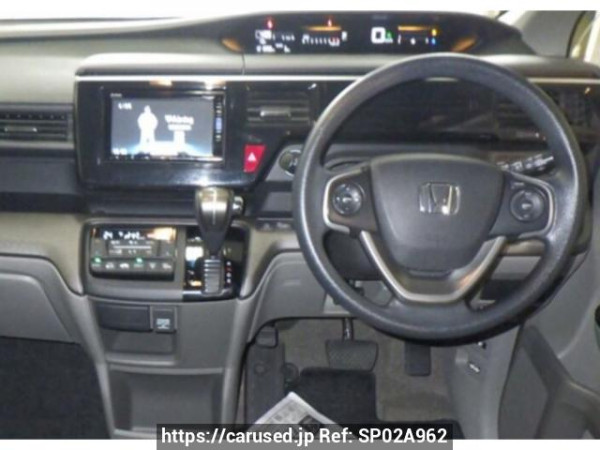 Used 2017 AT honda step-wgn RP1 Image[2]