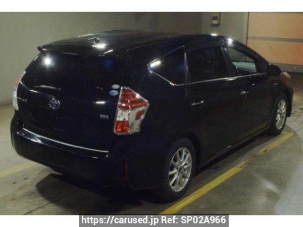 Used 2016 AT toyota prius-alpha ZVW41W Image[1]