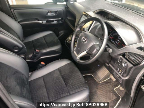 Used 2021 AT toyota voxy ZRR85W Image[2]