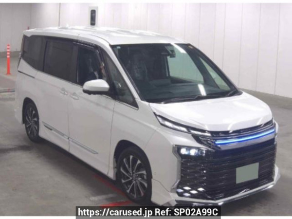 Used 2024 AT toyota voxy ZWR90W Image[0]