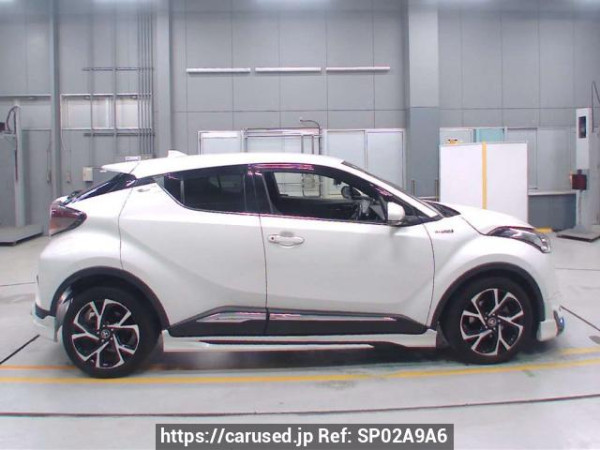 Used 2017 AT toyota c-hr ZYX10 Image[2]