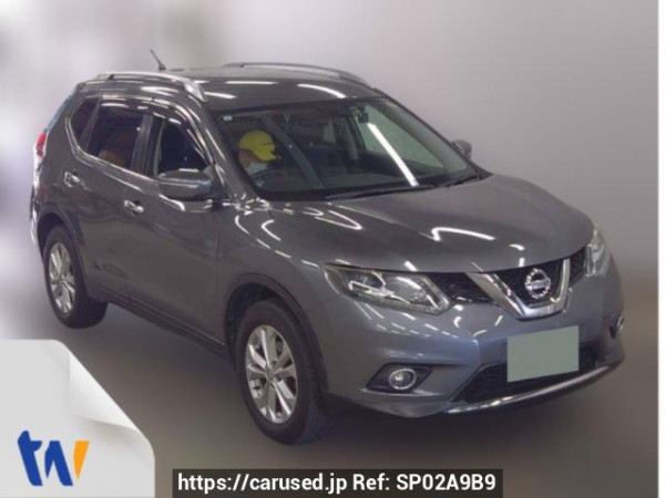 Used 2015 AT nissan x-trail NT32 Image[0]