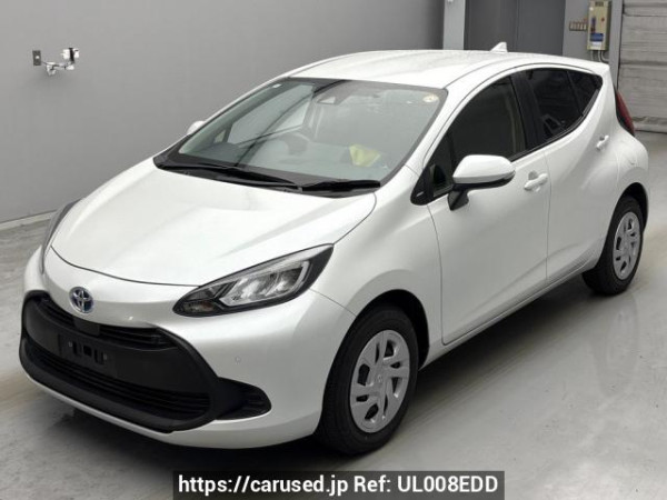 Used 2022 AT toyota aqua MXPK16 Image[0]