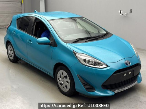 Used 2020 AT toyota aqua NHP10 Image[2]