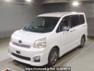 Toyota Voxy ZRR70W