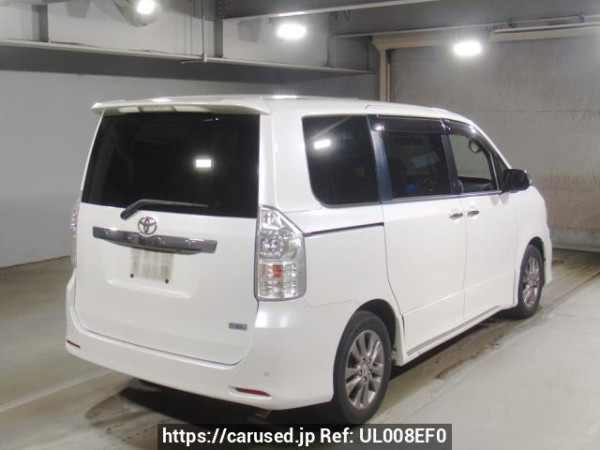 Used 2011 AT toyota voxy ZRR70W Image[1]