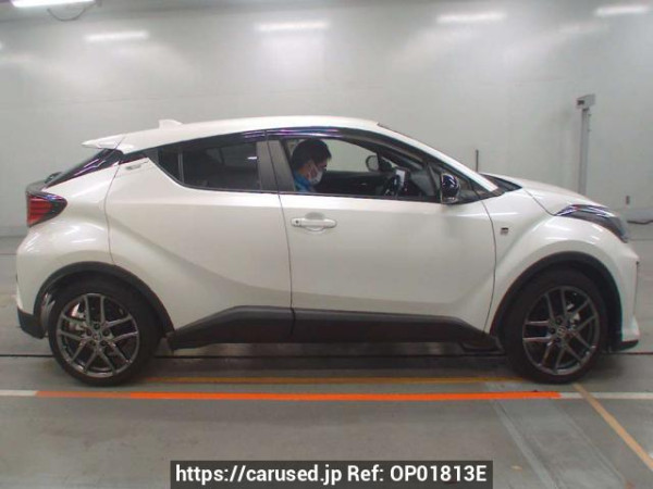Used 2020 MT toyota c-hr NGX10 Image[2]