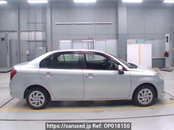 Used 2018 MT toyota corolla-axio NZE161 Image[2]