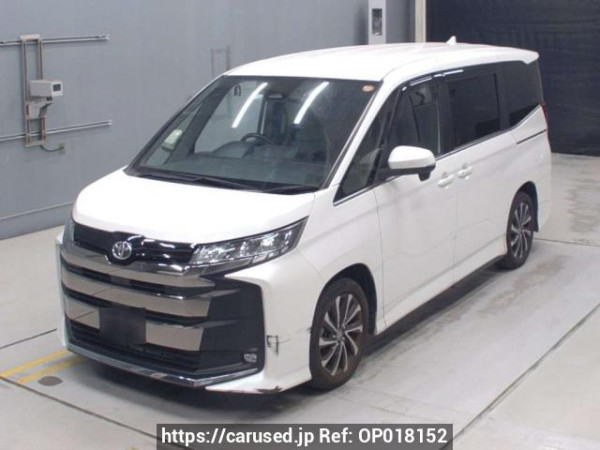 Used 2022 AT toyota noah MZRA90W Image[0]