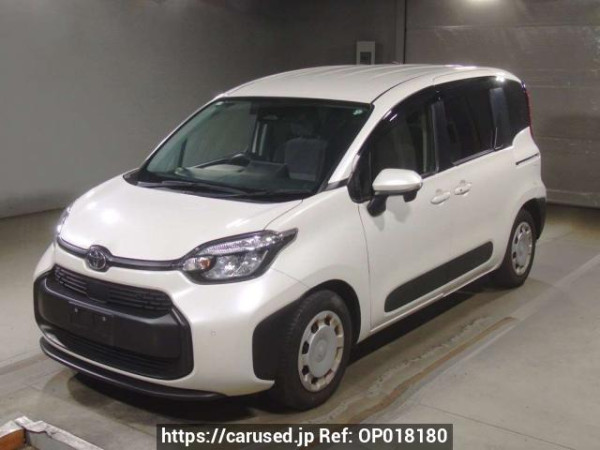 Used 2023 AT toyota sienta MXPC10G Image[0]