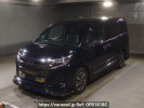 Toyota Noah ZRR80W