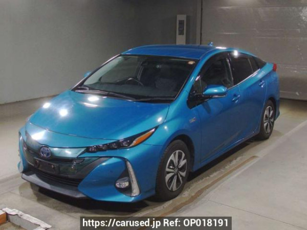 Used 2017 AT toyota prius-phv ZVW52 Image[0]