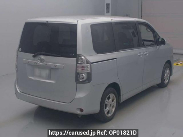 Used 2009 AT toyota voxy ZRR70G Image[1]