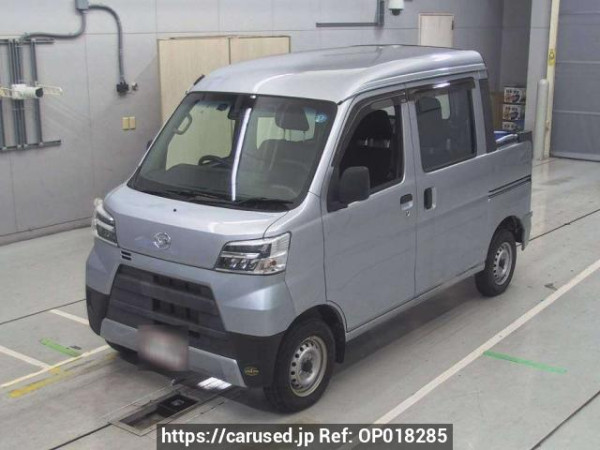 Used 2020 MT daihatsu hijet-cargo S321W Image[0]